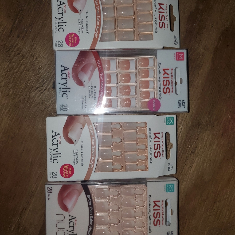 Nails - Picture 2 of 9